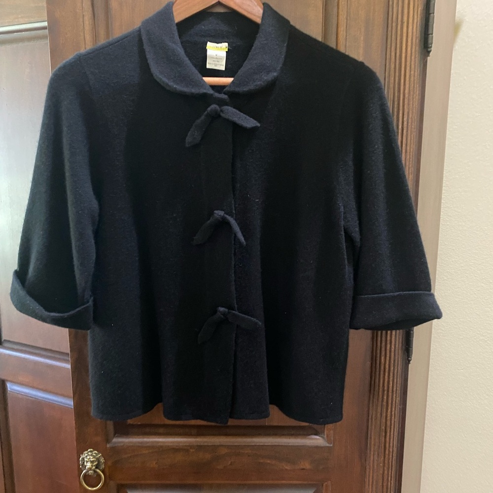 Black Women's Cashmere Sweater with Bow Accents